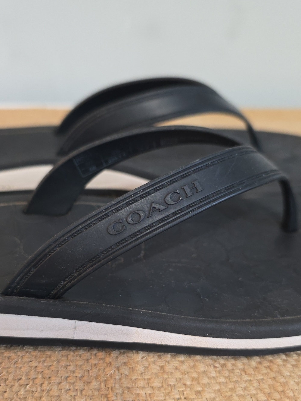 Black Flip Flops - Picture 4 of 5